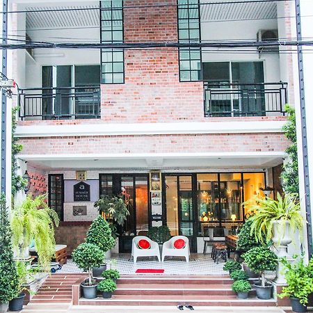 Boutique Summer House Jomtien Beach Exterior foto